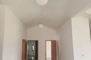 Im Grünen gelegene großzügige  Terrassenwohnung mit weitem Ausblick in einem 2-Fam. Architektenhaus – Die vollständige Adresse der Immobilie erhältst du vom Anbieter., 64291 Arheilgen, Darmstadt – Vorschaubild 4