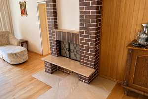     Freistehendes Zweifamilienhaus mit Garten – ideal für Eigennutzer oder Kapitalanleger  – Die vollständige Adresse der Immobilie erhältst du vom Anbieter., 90475 Altenfurt, Moorenbrunn, Nürnberg – Vorschaubild 2