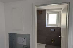 4x Erstbezug | freundliches Studenten Apartment | Einbauküche | KFW55 | ER-Zentrum – Anton-Bruckner-Str. 8, 91052 Röthelheim, Erlangen – Vorschaubild 6