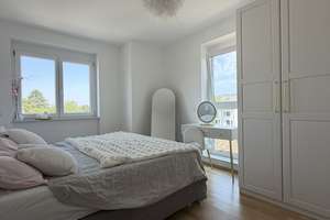 Großzügige 5-Zimmer-Wohnung mit zwei Dachterrassen und Aufzug direkt in Ihr Zuhause – Im Schollengewann 1, 69123 Wieblingen, Heidelberg – Vorschaubild 12