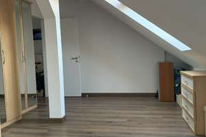 Individuelle und gemütliche 2-Zimmer-Wohnung mit Dachterrasse und Fernblick – Die vollständige Adresse der Immobilie erhältst du vom Anbieter., 1279 Tolkewitz/Seidnitz-Nord, Dresden – Vorschaubild 9