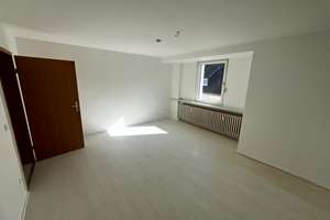 Helle, großzügige Wohnung mit viel Platz & Potenzial – zentral gelegen – Bernhardstr. 3, 47166 Neumühl, Duisburg – Vorschaubild 8