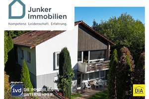Waldenbuch: Freistehendes Einfamilienhaus mit Einliegerwohnung, Garten und Außenpool – Die vollständige Adresse der Immobilie erhältst du vom Anbieter., 71111 Waldenbuch – Vorschaubild 1