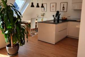 3-Zimmer-Dachgeschosswohnung in Augsburg Haunstetten