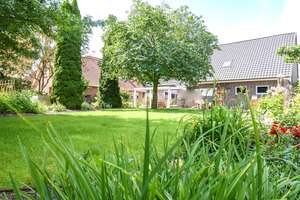RESERVIERT ***Familienidyll in Ostrhauderfehn*
Traumhaus mit privatem Elternbereich * Wohlfühlen fü – Die vollständige Adresse der Immobilie erhältst du vom Anbieter., 26842 Ostrhauderfehn – Vorschaubild 87