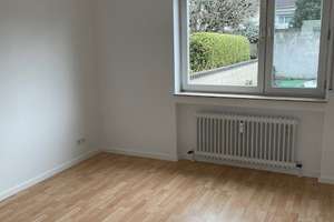 Frisch renovierte 2-Zimmer-Wohnung in Wiesbaden-Erbenheim mit Garage – Konradinstr. 0, 65205 Erbenheim, Wiesbaden – Vorschaubild 2