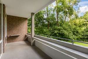 Waldblick-Loggia & Tiefgarage: Perfekt geschnittene 43 m² Oase mit Aufzug – Hubertusweg 13, 41466 Reuschenberg, Neuss – Vorschaubild 5