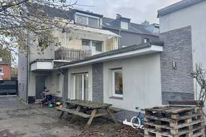 Vielseitiges Zweifamilienhaus mit großem Grundstück, Garagen und Gartenidylle – Die vollständige Adresse der Immobilie erhältst du vom Anbieter., 41069 Holt, Mönchengladbach – Vorschaubild 11
