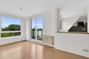 Über den Dächern von Weißensee – Dachgeschosswohnung mit Balkon und Terrasse – Die vollständige Adresse der Immobilie erhältst du vom Anbieter., 13088 Weißensee, Berlin – Vorschaubild 3