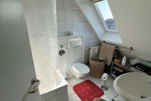 Schöne 2-Zimmer-Dachgeschosswohnung – ideal für Singles oder Studenten – Dorfbroicherstraße 1, 41236 Rheydt, Mönchengladbach – Vorschaubild 6