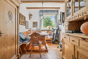 Gepflegte 3-Zimmer-ETW mit verglaster Ost-Loggia & Garage / Verkauf auf Nießbrauchbasis – Die vollständige Adresse der Immobilie erhältst du vom Anbieter., 81925 Oberföhring, München – Vorschaubild 9