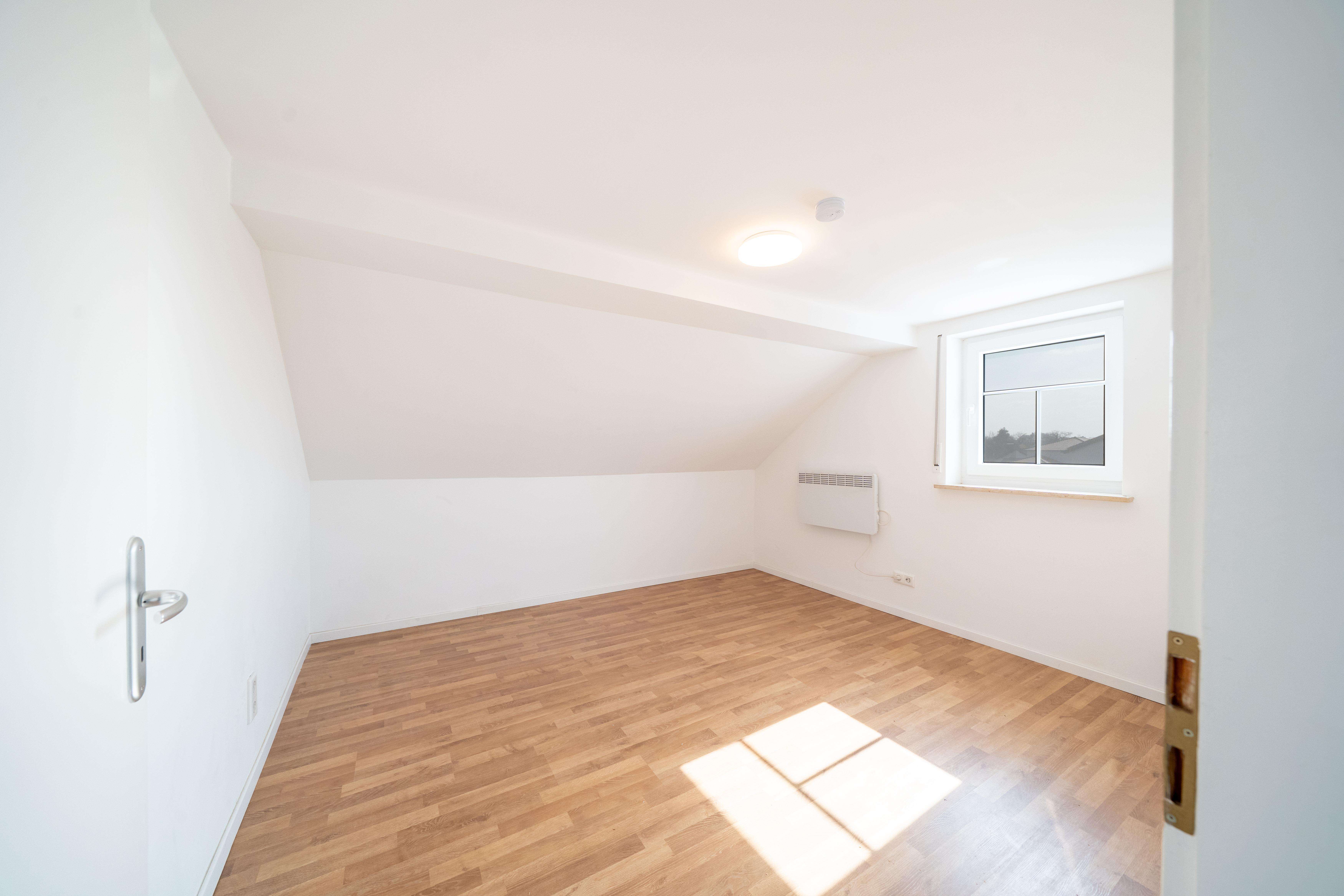 Immobilie in Waidhofen - Mindestgebot 400.000 € - Attraktives 3-Parteien-Haus mit Charakter - Bild 4