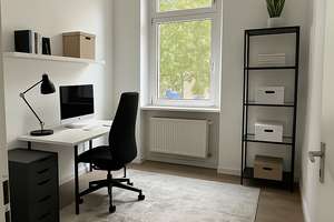 MÖBLIERTE ZIMMER FÜR STUDENTEN – 2 Minuten von UNI/SCHLOSS – Die vollständige Adresse der Immobilie erhältst du vom Anbieter., 68159 Innenstadt/Jungbusch, Mannheim – Vorschaubild 1