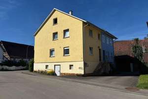 Doppelhaushälfte mit Scheune, Garage & großem Garten in Unterheimbach – Die vollständige Adresse der Immobilie erhältst du vom Anbieter., 74626 Bretzfeld – Vorschaubild 1