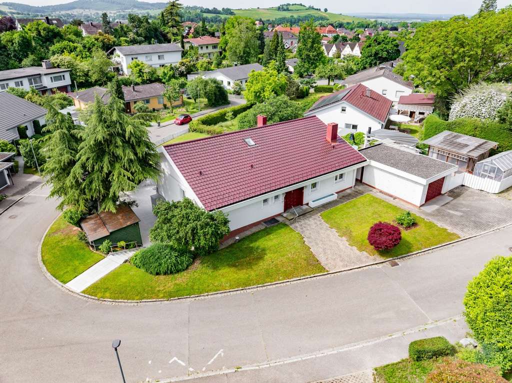 Immobilie in Müllheim - Sofort bezugsbereite Maisonettewohnung mit Haus-Charakter in Bestlage von Müllheim - Bild 1