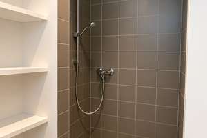 Möbliertes  1-Zimmer-Apartment im Studentenwohnheim – Reinbeckstraße 4-8, 12459 Oberschöneweide, Berlin – Vorschaubild 2