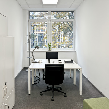 Privater Büroraum für 1 Person in HQ Dornhoffstrasse