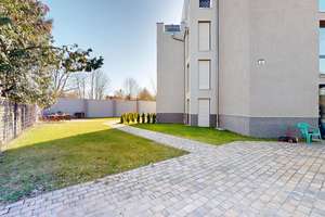 Property thumbnail 25