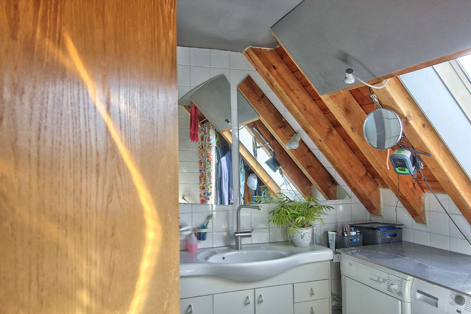 Immobilie in Fürstenfeldbruck - FÜRSTENFELDBRUCK: MEHRFAMILIENHAUS MIT POTENTIAL! - Bild 3