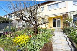 VON POLL - BAD HOMBURG: Reihenhaus mit Südwest-Garten in gefragter Lage – Die vollständige Adresse der Immobilie erhältst du vom Anbieter., 61352 Bad Homburg vor der Höhe – Vorschaubild 1