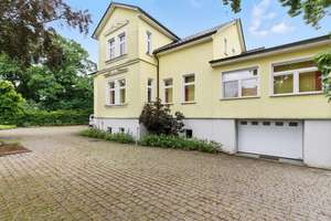 Elegante Villa mit viel Potenzial. – Die vollständige Adresse der Immobilie erhältst du vom Anbieter., 4874 Belgern – Vorschaubild 2