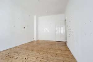 ALTBAUCHARME MIT POTENZIAL: 2-ZIMMER-WOHNUNG MIT BALKON IM 4.OG IN WILMERSDORF I PROVISIONSFREI – Mecklenburgische Straße 87/88, 10713 Wilmersdorf, Berlin – Vorschaubild 8