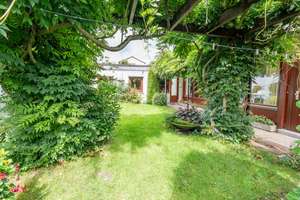 Bungalow mit viel Potential und Innenhof in ruhiger Wohnlage – Die vollständige Adresse der Immobilie erhältst du vom Anbieter., 22147 Rahlstedt, Hamburg – Vorschaubild 4