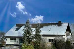 Großzügiges Einfamilienhaus in bevorzugter Wohnlage von Obernheim – Am Bühl 24, 72364 Zollernalbkreis – Vorschaubild 1