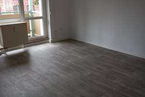 Sanierte 2-Raum-Wohnung mit Dusche und Balkon! – Südstraße 6a, 8412 Werdau – Vorschaubild 5