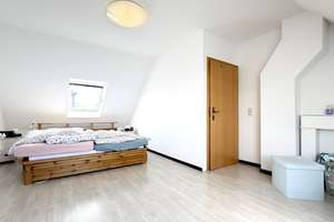 Hervorragend gelegene Maisonette-Wohnung mit Einbauküche und weiterem Mobiliar – Die vollständige Adresse der Immobilie erhältst du vom Anbieter., 40223 Bilk, Düsseldorf – Vorschaubild 16