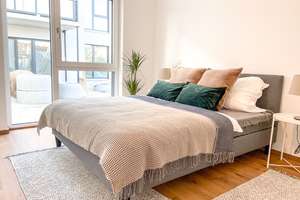 Lichtdurchflutete 4-Zi. Traumwohnung mit Einbauküche, 2 Bädern & großem Balkon,Tiefgarage und Keller – Lehrberger Str. 56, 90431 Gaismannshof, Nürnberg – Vorschaubild 13