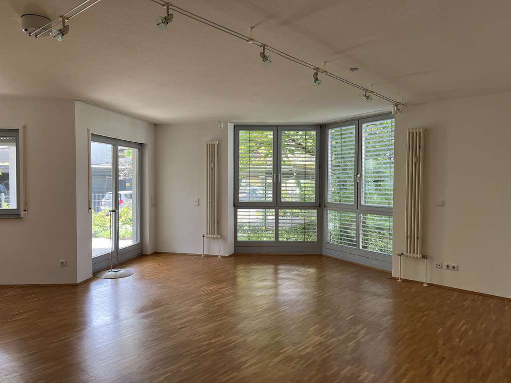 Attraktive 3-Zimmer Erdgeschosswohnung in Weiherhof