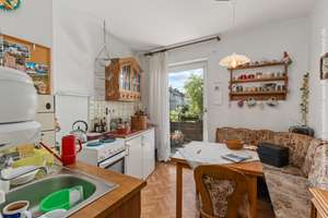 Bremen - Gröpelingen | Großzügiges Mehrfamilienhaus mit praktischer Aufteilung in guter Lage – Die vollständige Adresse der Immobilie erhältst du vom Anbieter., 28237 Lindenhof, Bremen – Vorschaubild 5