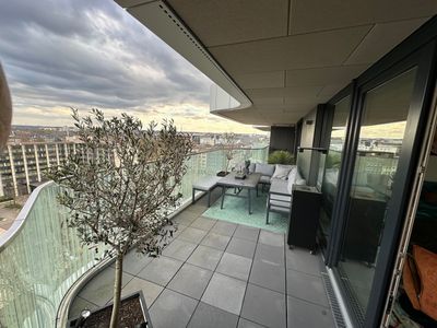 LEBEN mit Weitsicht über Essen im PHIL Tower // 10. OG