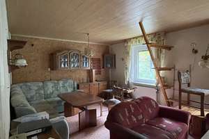 RESERVIERT: Renovierungsbedürftige DHH in Freden – Die vollständige Adresse der Immobilie erhältst du vom Anbieter., 31084 Freden (Leine) – Vorschaubild 4