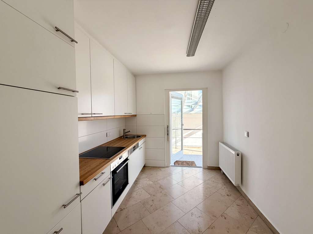 Immobilie in Münster (Hessen) - 2-Familienhaus mit gehobener Ausstattung in Münster - Bild 2