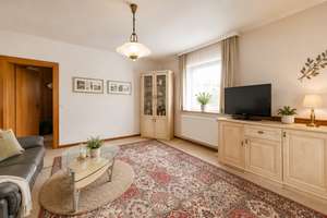Familienresidenz mit zwei Wohnhäusern auf ca. 2.160 m² Grundstück in Düsseldorf-Lohausen – Die vollständige Adresse der Immobilie erhältst du vom Anbieter., 40474 Lohausen, Düsseldorf – Vorschaubild 12
