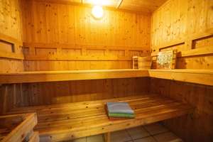 Rundumpaket aus 2003! Großzügiges Mehrgenerationenhaus mit Sauna, Kamin, Garten und Garage in Hürth – Die vollständige Adresse der Immobilie erhältst du vom Anbieter., 50354 Hürth – Vorschaubild 32
