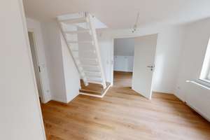 Charmante Dachgeschoßwohnung Rechts mit 3 Zimmern und ausgebautem Spitzboden - komplett saniert – Die vollständige Adresse der Immobilie erhältst du vom Anbieter., 42277 Oberbarmen, Wuppertal – Vorschaubild 10