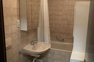 Helle 2-Zimmer-Wohnung zum Innenhof  mit EBK und Balkon in Ramersdorf / Giesing – Die vollständige Adresse der Immobilie erhältst du vom Anbieter., 81539 Ramersdorf, München – Vorschaubild 8