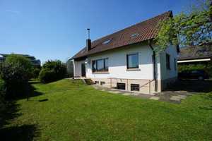 Geräumiges Einfamilienhaus mit großem Garten und Garage in schöner Wohnlage – Reutlingen (Kreis) – Vorschaubild 1