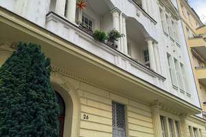 Charmante 2-Zimmer-Altbauwohnung mit großem Potenzial in Berlin