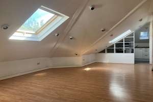 2-Zimmer-Wohnung im Dachgeschoss in Frankfurt-Bockenheim – 60486 Bockenheim, Frankfurt am Main – Vorschaubild 2
