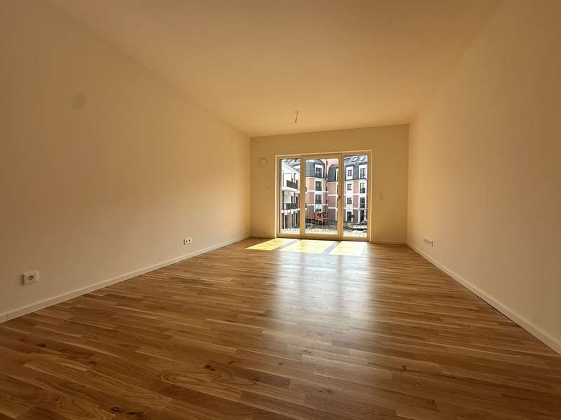**Erstbezug** Helle 3-Raum-Wohnung mit Balkon in Dresden-Friedrichstadt - Photo 2