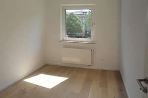 Bogenhausen: Hochwertig sanierte 3-Zi-Wohnung mit gehobener Ausstattung und offener Küche – Richard-Strauss-Straße 23, 81677 Altbogenhausen, München – Vorschaubild 9