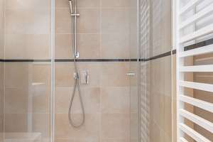 Property thumbnail 23