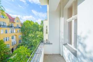 Zwischen Ku'Damm und Mommsen: 6-Zimmer-Altbau mit Balkon EBK u. Aufzug – Wielandstraße 18, 10629 Charlottenburg, Berlin – Vorschaubild 3