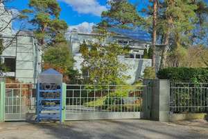 Exklusives Maisonette-Refugium in Bestlage Zehlendorf: Gartenidyll & flexibles Wohnkonzept