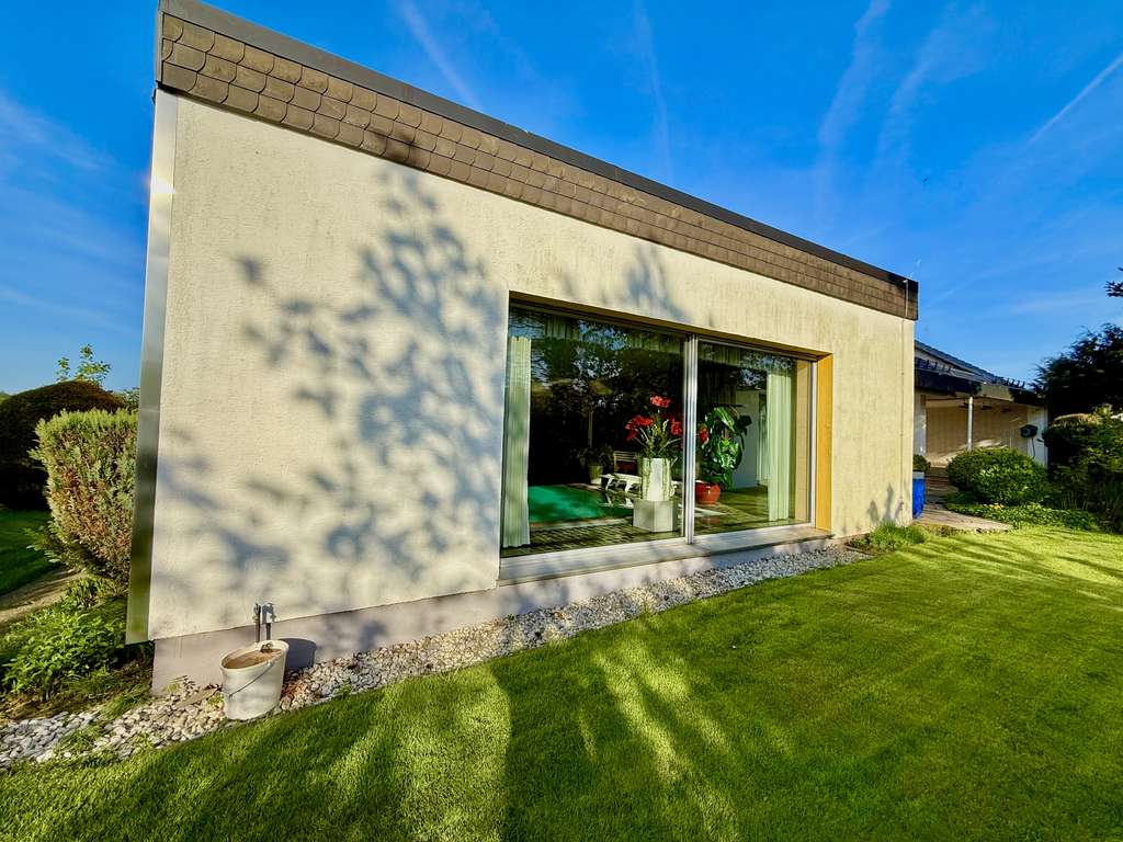 Immobilie in Kierspe - Wo Träume ein Zuhause finden! Wellness trifft Wohnkultur! - Bild 2