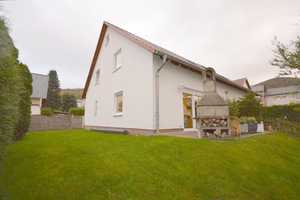 Moderne Doppelhaushälfte mit 4 Zimmern + pflegeleichtem Garten... – Goslar (Kreis) – Vorschaubild 6